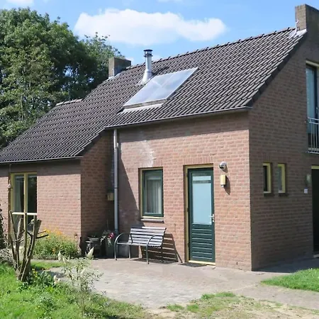 Casa de Férias Holland House Big Garden Pool Fireplace Nijmegen For 6 People